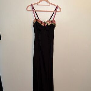 Elegant Black Floral Trim Dress